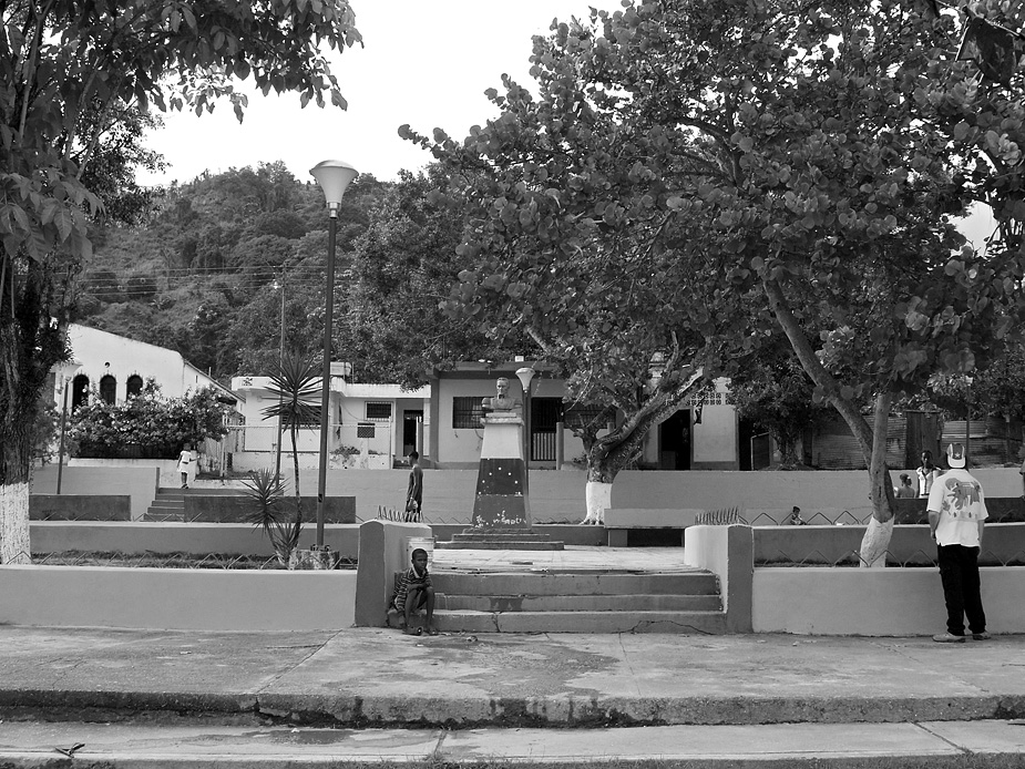 Plaza Bolivar (Birongo)