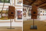 Subhash: „Brennweiten und Hintergrund” (A34/–), Skulptur von Iris Lindner – “Focal length and background”, sculpture by Iris Lindner