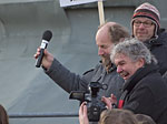 Heini mit Roland Düringer bei der Demonstration „Bürgerrecht statt Bankenrecht”, Wien, 7.12.2012 (Foto Subhash)